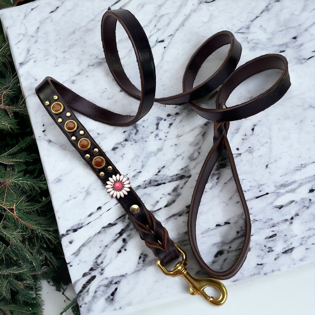 Yessena Nameplate Leather Dog Collar