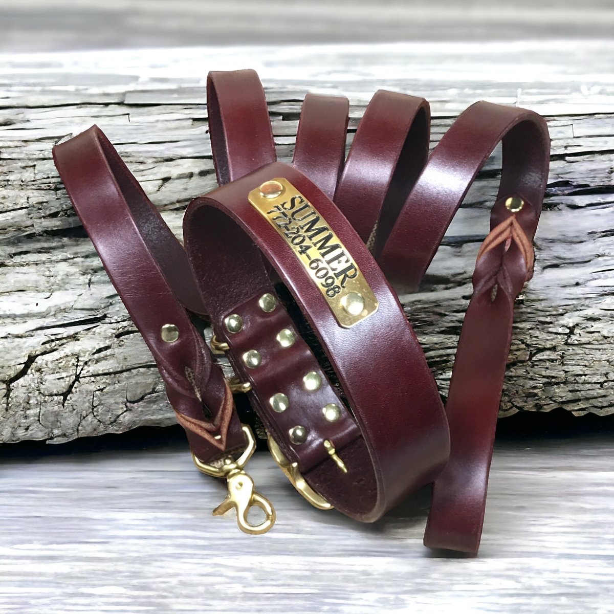 1.5" Wide Basic Leather Dog Collar with Nameplate